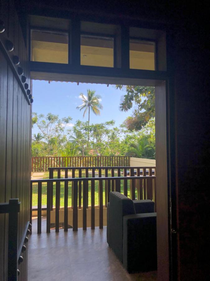 Eden Reverie Deluxe Rooms And Spa Tangalle Exterior photo